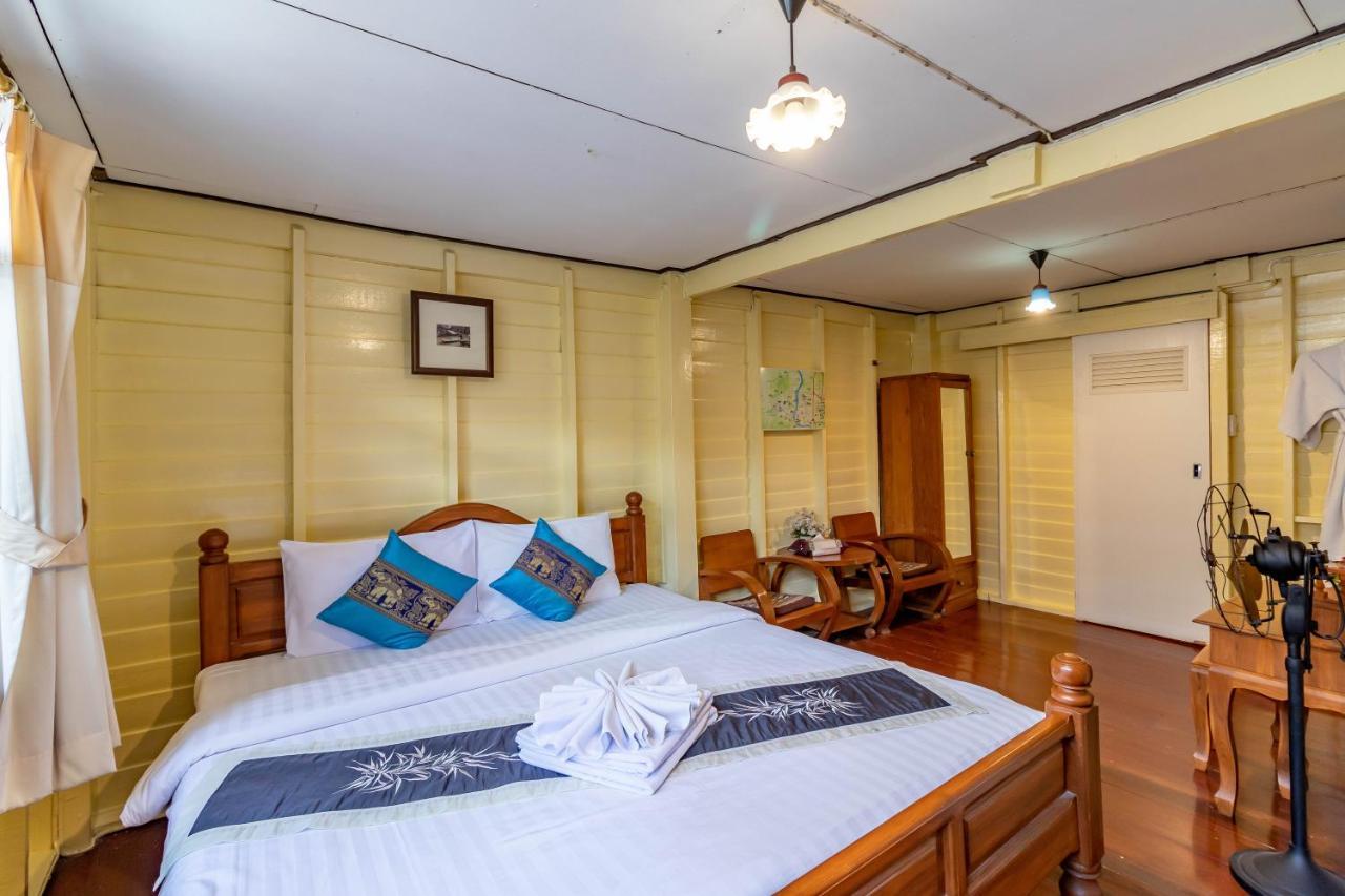 Resort Bangphlat Bangkok Eksteriør bilde