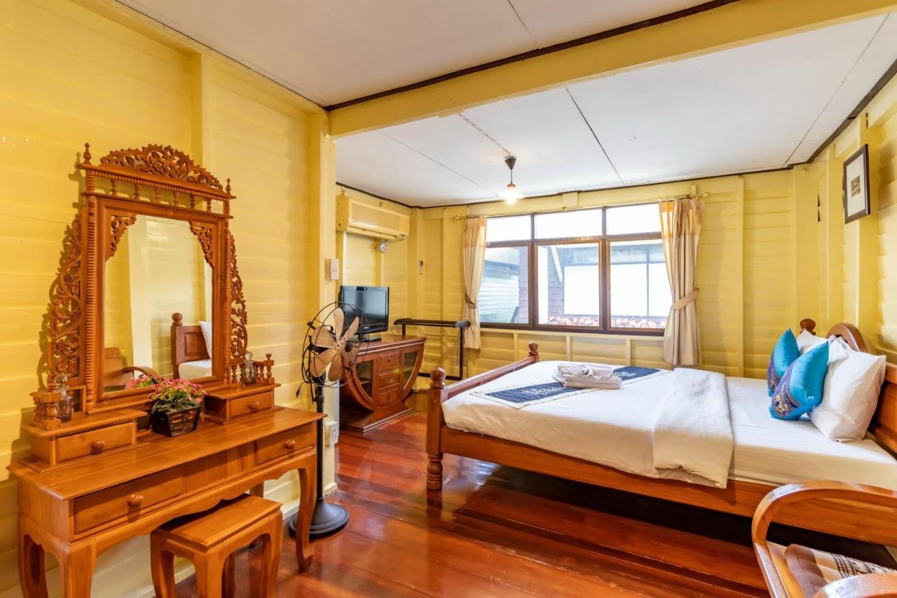 Resort Bangphlat Bangkok Eksteriør bilde